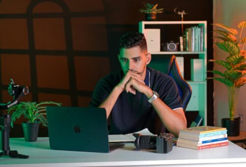 Como um Palestrante em Saúde Mental Potencializa Equipes Remotas e Híbridas